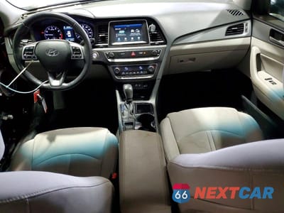 Zdjęcie 8 z 12 samochodu: 2019 HYUNDAI SONATA SEL VIN:5NPE34AF3KH782632 - miniatura