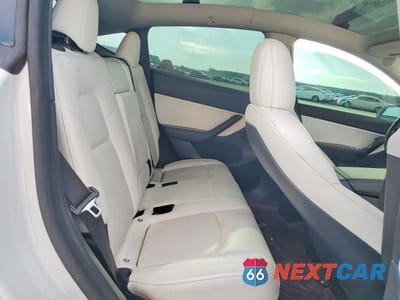 Zdjęcie 10 z 11 samochodu: 2021 TESLA MODEL Y VIN:5YJYGDEE3MF192970 - miniatura