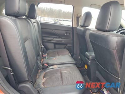 Zdjęcie 11 z 13 samochodu: 2015 MITSUBISHI OUTLANDER SE VIN:JA4AZ3A31FZ007266 - miniatura