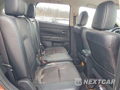 Zdjęcie 11 z 13 samochodu: 2015 MITSUBISHI OUTLANDER SE VIN:JA4AZ3A31FZ007266 - miniatura