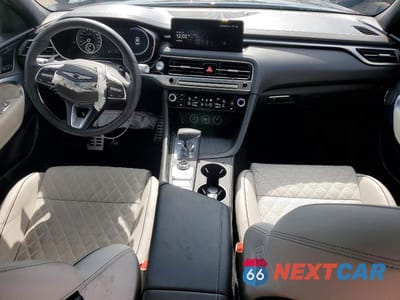 Zdjęcie 8 z 12 samochodu: 2025 GENESIS G70 3.3T SPORT PRESTIGE VIN:KMTG54SE9SU144188 - miniatura