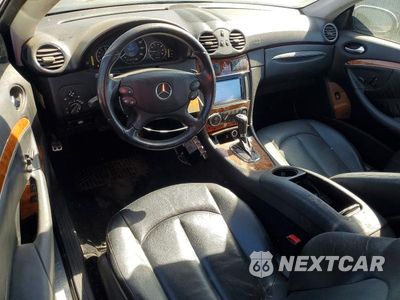 Zdjęcie 8 z 12 samochodu: 2007 MERCEDES-BENZ CLK 550 VIN:WDBTJ72HX7F209841 - miniatura