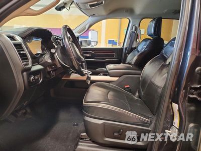 Zdjęcie 7 z 11 samochodu: 2022 RAM TRUCKS 3500 LARAMIE VIN:3C63RRJL1NG114664 - miniatura
