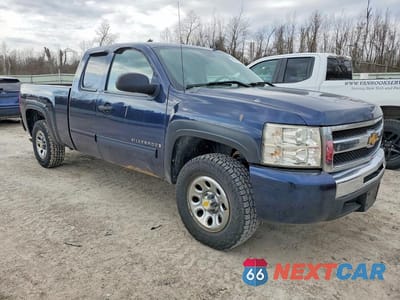 Czwarte zdjęcie samochodu z boku: 2009 CHEVROLET SILVERADO C1500 VIN:1GCEC19C29Z269609 - miniatura