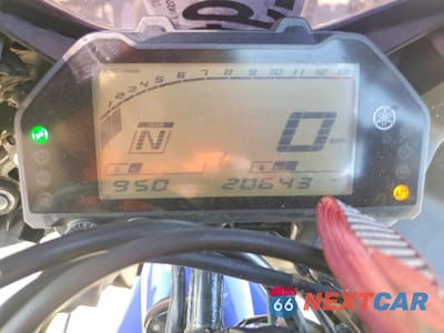 Zdjęcie 7 z 10 samochodu: 2024 YAMAHA YZFR3 VIN:MH3RH18Y4RK015023 - miniatura