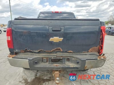Zdjęcie 6 z 11 samochodu: 2008 CHEVROLET SILVERADO K2500 HEAVY DUTY VIN:1GCHK23668F144878 - miniatura