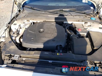 Zdjęcie 11 z 13 samochodu: 2021 VOLVO V60 CROSS COUNTRY T5 MOMENTUM VIN:YV4102WK6M1074240 - miniatura