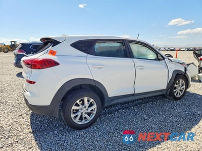 Trzecie zdjęcie samochodu z tyłu: 2020 HYUNDAI TUCSON SE VIN:KM8J2CA42LU226714 - miniatura