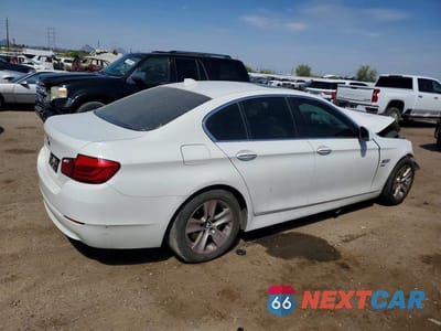 Trzecie zdjęcie samochodu z tyłu: 2012 BMW 528 XI VIN:WBAXH5C53CDW02235 - miniatura