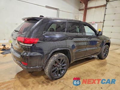Trzecie zdjęcie samochodu z tyłu: 2019 JEEP GRAND CHEROKEE LAREDO VIN:1C4RJFAG3KC619549 - miniatura