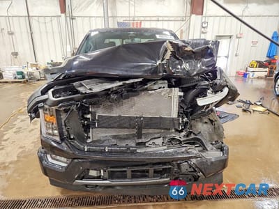 Piąte zdjęcie samochodu w środku: 2023 FORD F150 SUPERCREW VIN:1FTFW1ED1PFB99013 - miniatura