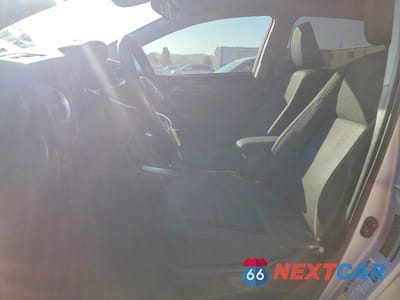 Zdjęcie 7 z 12 samochodu: 2017 TOYOTA COROLLA LE VIN:5YFBURHEXHP650036 - miniatura