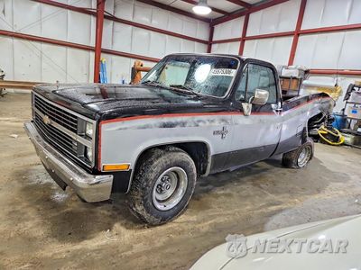 1984 CHEVROLET C10 1GCDC14H7EF325361 - główne zdjęcie licytacji z USA - miniatura