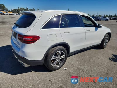 Trzecie zdjęcie samochodu z tyłu: 2019 MERCEDES-BENZ GLC 300 VIN:WDC0G4JB0KF641663 - miniatura