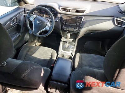 Zdjęcie 8 z 12 samochodu: 2016 NISSAN ROGUE SV VIN:5N1AT2MTXGC893746 - miniatura