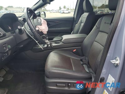 Zdjęcie 7 z 11 samochodu: 2025 HONDA PASSPORT BLACK EDITION VIN:5FNYF8H84SB007581 - miniatura