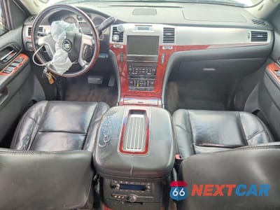 Zdjęcie 8 z 15 samochodu: 2012 CADILLAC ESCALADE LUXURY VIN:1GYS4BEFXCR109680 - miniatura