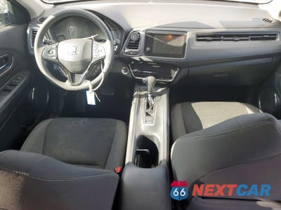 Zdjęcie 8 z 13 samochodu: 2021 HONDA HR-V EX VIN:3CZRU6H58MM717399 - miniatura