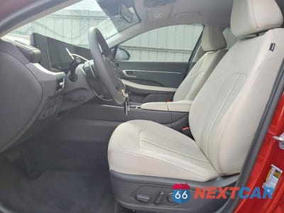 Zdjęcie 7 z 12 samochodu: 2025 HYUNDAI SONATA SEL VIN:KMHL64JA7SA507657 - miniatura
