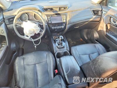 Zdjęcie 8 z 14 samochodu: 2017 NISSAN ROGUE SL VIN:5N1AT2MT9HC866068 - miniatura
