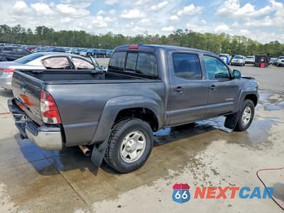 Trzecie zdjęcie samochodu z tyłu: 2014 TOYOTA TACOMA PRERUNNER V6 VIN:5TFJU4GN3EX051962 - miniatura