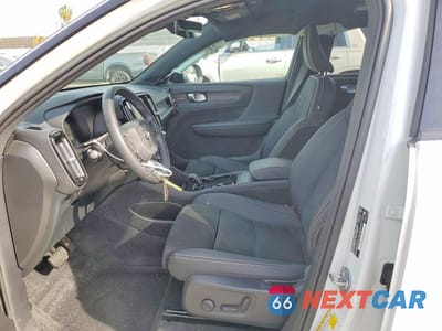 Zdjęcie 7 z 13 samochodu: 2023 VOLVO XC40 RECHARGE ULTIMATE VIN:YV4ED3UM7P2955284 - miniatura