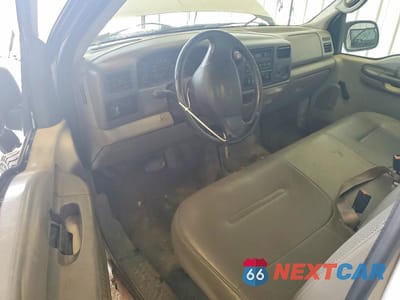 Zdjęcie 8 z 12 samochodu: 2001 FORD F250 SUPER DUTY VIN:1FTNF21L81EB09948 - miniatura