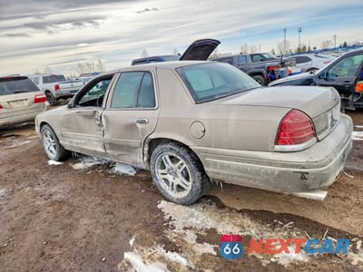 Drugie zdjęcie samochodu z przodu: 2004 FORD CROWN VICTORIA UNKNOWN VIN:2FAFP74W44X181727 - miniatura