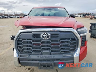 Piąte zdjęcie samochodu w środku: 2025 TOYOTA TUNDRA SR5 VIN:5TFLA5EC8SX042176 - miniatura