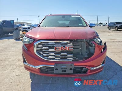 Piąte zdjęcie samochodu w środku: 2019 GMC TERRAIN DENALI VIN:3GKALSEX6KL244291 - miniatura