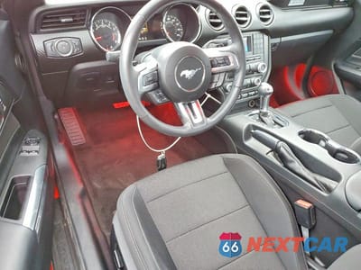 Zdjęcie 8 z 12 samochodu: 2015 FORD MUSTANG VIN:1FA6P8AM6F5324383 - miniatura