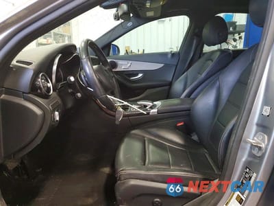 Zdjęcie 7 z 12 samochodu: 2016 MERCEDES-BENZ C 300 4MATIC VIN:55SWF4KB8GU159146 - miniatura