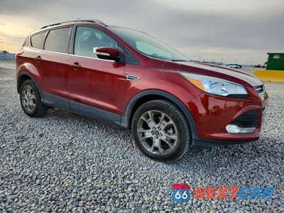 Czwarte zdjęcie samochodu z boku: 2015 FORD ESCAPE TITANIUM VIN:1FMCU9J99FUB94561 - miniatura