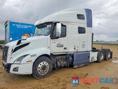 Drugie zdjęcie samochodu z przodu: 2022 VOLVO VNL SEMI TRUCK VIN:4V4NC9EHXNN311210 - miniatura