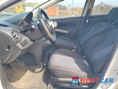 Zdjęcie 7 z 12 samochodu: 2012 MAZDA MAZDA2 VIN:JM1DE1KY1C0144463 - miniatura