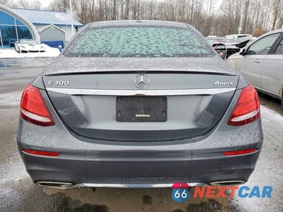Zdjęcie 6 z 11 samochodu: 2017 MERCEDES-BENZ E 300 4MATIC VIN:WDDZF4KB7HA032838 - miniatura