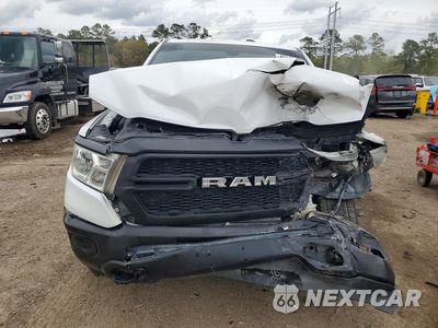 Piąte zdjęcie samochodu w środku: 2022 RAM 1500 TRADESMAN VIN:1C6SRFGT2NN283083 - miniatura