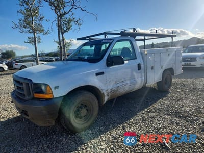 2001 FORD F250 SUPER DUTY UTILITY / SERVICE TRUCK 1FTNF20L91EB72977 - główne zdjęcie licytacji z USA - miniatura