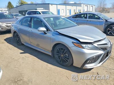 Czwarte zdjęcie samochodu z boku: 2024 TOYOTA CAMRY HYBRID XSE VIN:4T1K31AK8RU070949 - miniatura