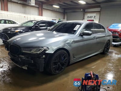 2021 BMW M550XI WBA13BK05MCF89684 - główne zdjęcie licytacji z USA - miniatura