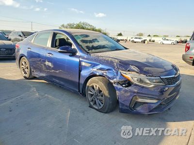 Czwarte zdjęcie samochodu z boku: 2020 KIA OPTIMA LX VIN:5XXGT4L33LG397807 - miniatura