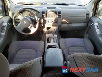 Zdjęcie 8 z 13 samochodu: 2007 NISSAN PATHFINDER S VIN:5N1AR18W07C602118 - miniatura