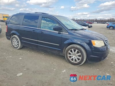 Czwarte zdjęcie samochodu z boku: 2010 CHRYSLER TOWN & COUNTRY TOURING VIN:2A4RR5D16AR241138 - miniatura