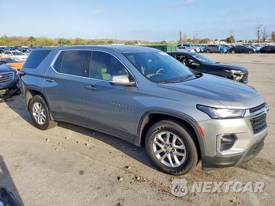 Czwarte zdjęcie samochodu z boku: 2023 CHEVROLET TRAVERSE LS VIN:1GNERFKW3PJ223449 - miniatura