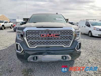 Piąte zdjęcie samochodu w środku: 2019 GMC SIERRA K1500 DENALI VIN:1GTU9FEL5KZ342541 - miniatura