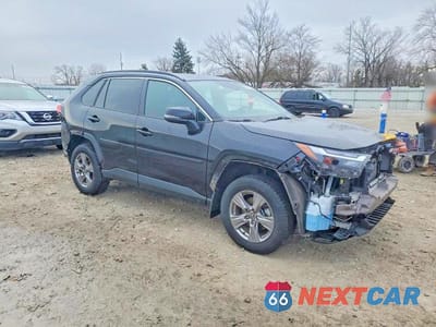Czwarte zdjęcie samochodu z boku: 2024 TOYOTA RAV4 XLE VIN:2T3P1RFV7RC484777 - miniatura