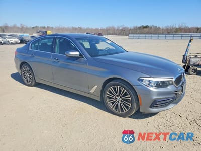 Czwarte zdjęcie samochodu z boku: 2019 BMW 530 XI VIN:WBAJA7C56KWW06725 - miniatura