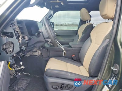 Zdjęcie 7 z 13 samochodu: 2024 LEXUS GX 550 PREMIUM VIN:JTJTBCDX9R5034080 - miniatura