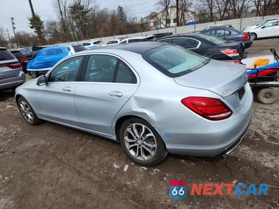 Drugie zdjęcie samochodu z przodu: 2015 MERCEDES-BENZ C 300 4MATIC VIN:55SWF4KB5FU096411 - miniatura
