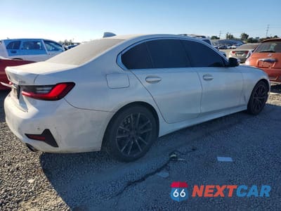 Trzecie zdjęcie samochodu z tyłu: 2019 BMW 330I VIN:3MW5R1J50K8B01086 - miniatura